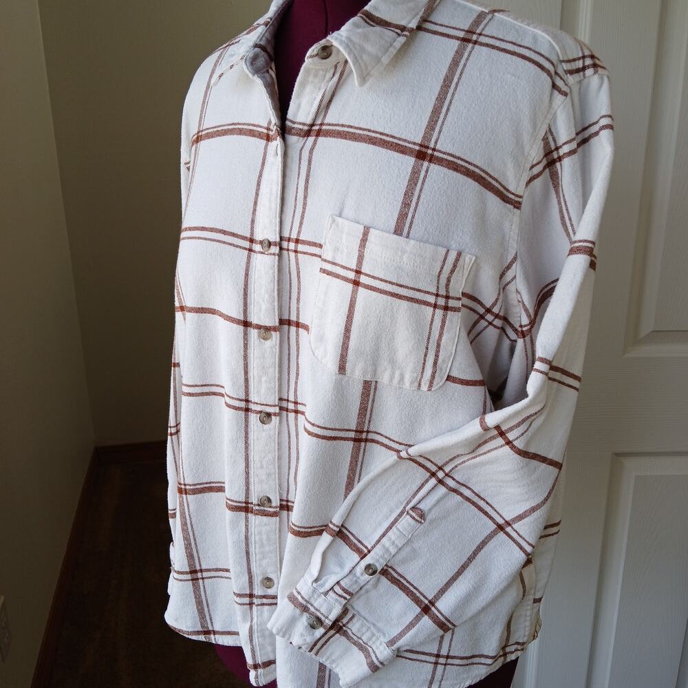 Universal Thread Cream & Brown Plaid Flannel Button-up Shirt XXL relaxed fit - Picture 2 of 14